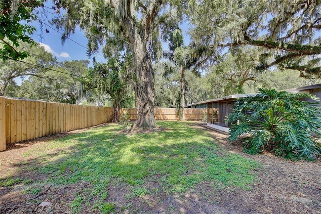 Building Photo - 2914 Lando Ln