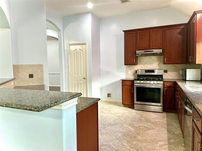 Building Photo - 15915 Wilmington Park Ln