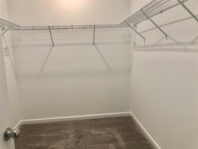 Building Photo - 368 Nine Iron Dr