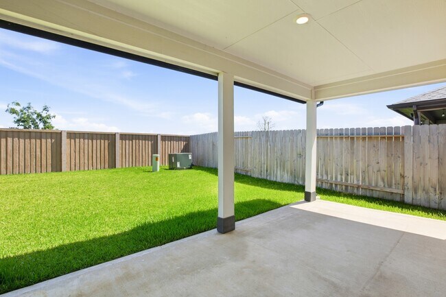Building Photo - 30615 Skye Villa Ln