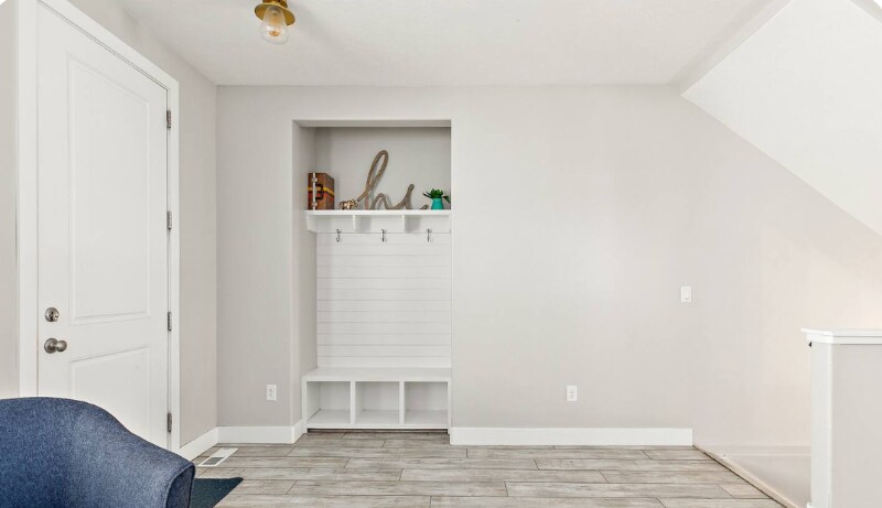 Building Photo - 9721 Fira Ln