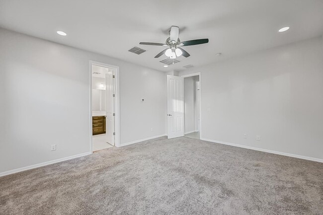 Building Photo - 9775 W Cashman Dr