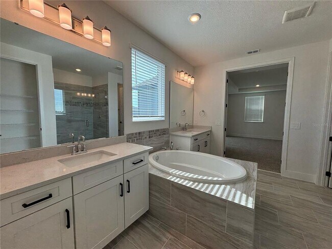 Building Photo - 5301 Citrus Leaf Blvd