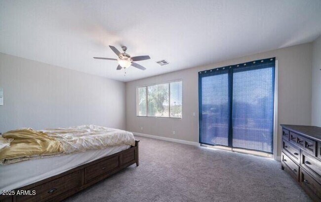 Building Photo - 3924 S Hollyhock Pl