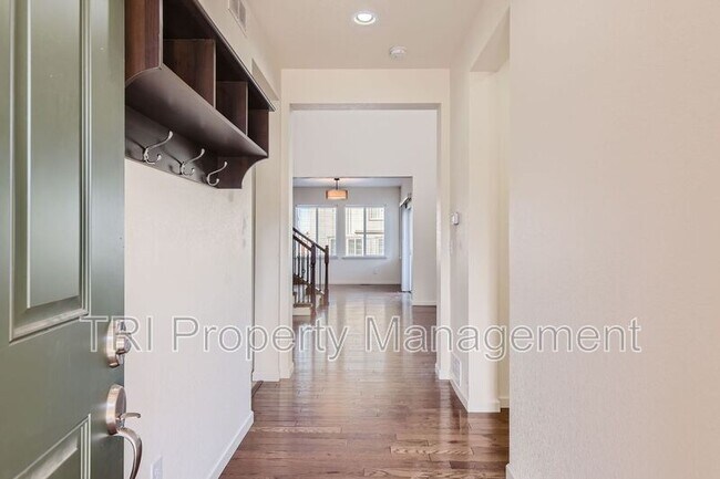 Building Photo - 645 W 171st Pl