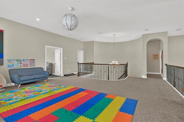 Building Photo - 12810 Avanti Dr