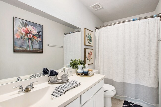 Building Photo - 40557 Mostyn Lake Dr