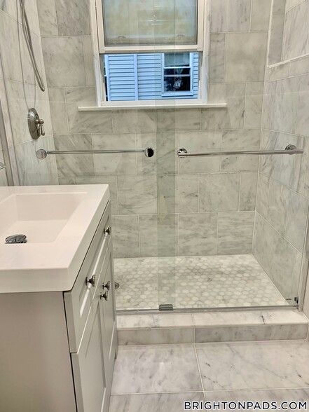 Building Photo - 232 Corey Rd