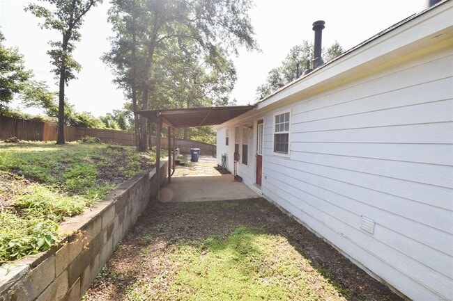 Building Photo - 109 Mountain Laurel Rd
