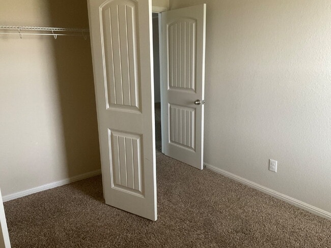 Building Photo - Beautiful 3/2 in a Gated Community at Marb...