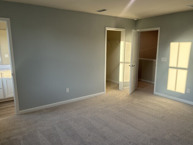 Building Photo - 1143 Lisenbee Wy
