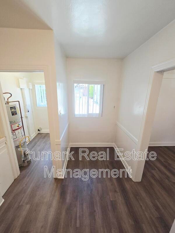 Building Photo - 1457 E Wilson Ave
