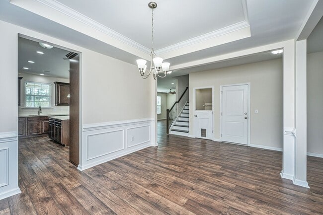 Building Photo - 201 Bigleaf Ct