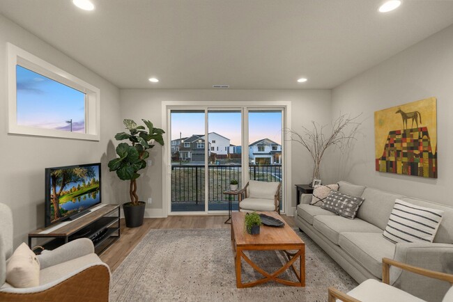 Building Photo - BRAND NEW DUAL PRIMARY BEDROOM Townhome in...