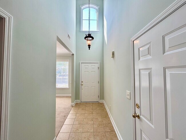 Building Photo - 200 Mossy Stone Ct