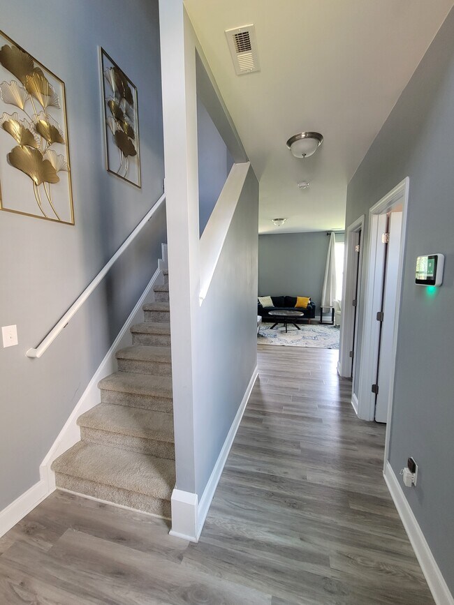 Foyer - 4408 Lady Rita Ln