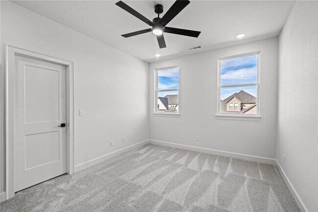 Building Photo - 1821 Lotus Rd