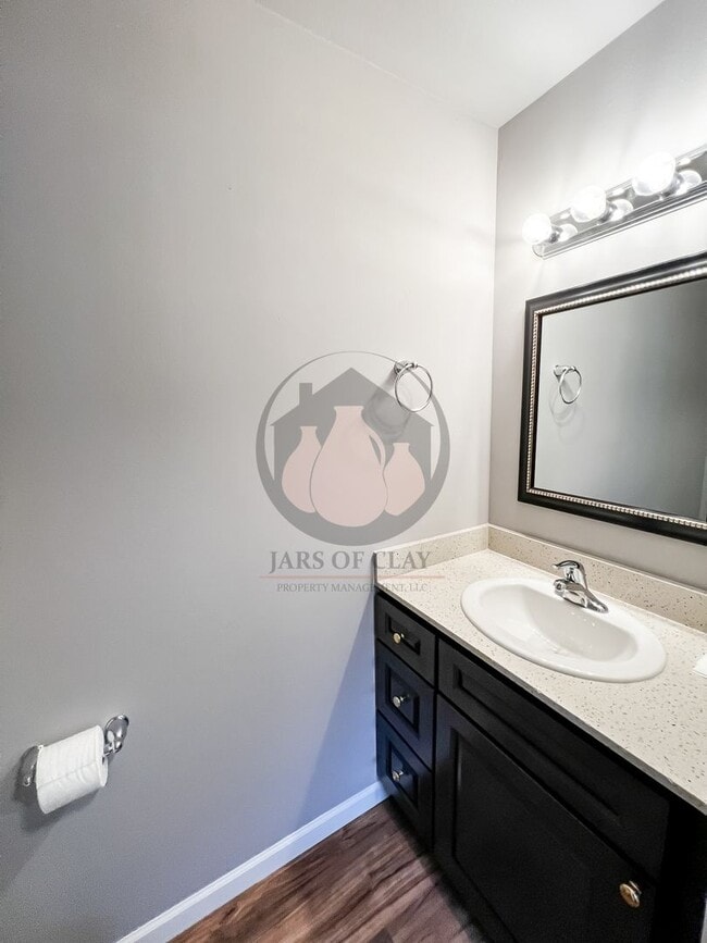 Building Photo - Charming Newer Construction Townhome-Move ...