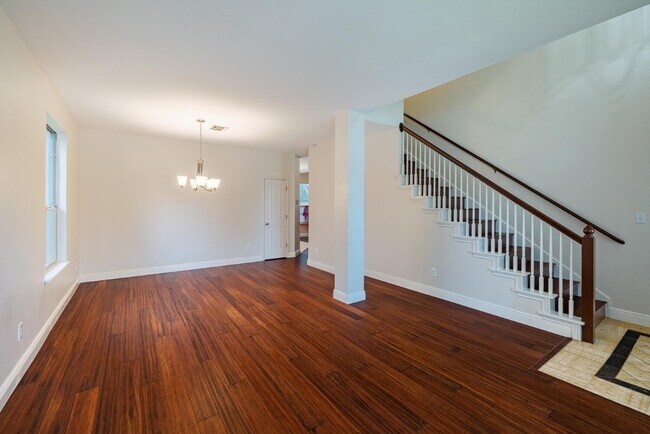 Building Photo - 1006 Tallow Trail