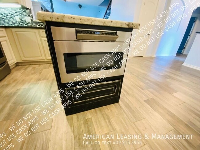 Building Photo - 6305 Highpoint Ave