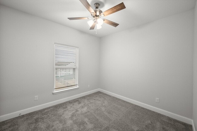 Building Photo - Brand New Luxury Townhouse in Central West...