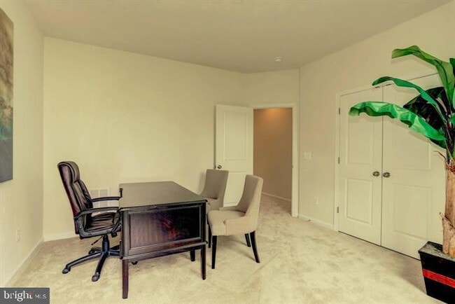 Building Photo - 42346 Alder Forest Terrace