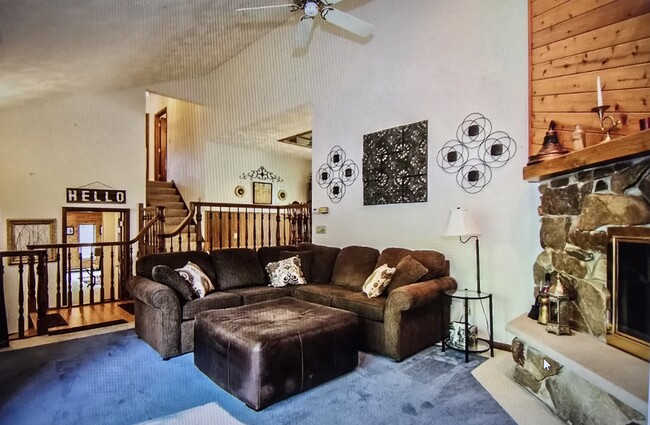 Main living room with fireplace - 808 Pony Ln