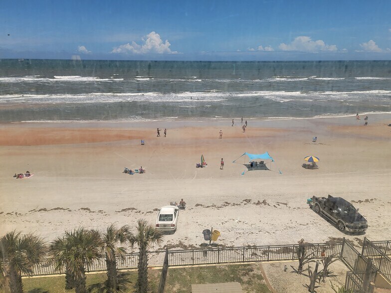 Building Photo - 1909 S Atlantic Ave