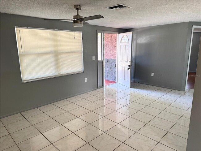 Building Photo - 9020 Cochise Ln