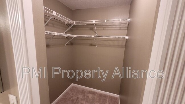 Building Photo - 4939 Walden Cir