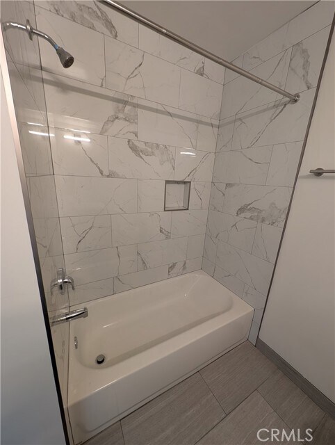 Building Photo - 336 N Berendo St