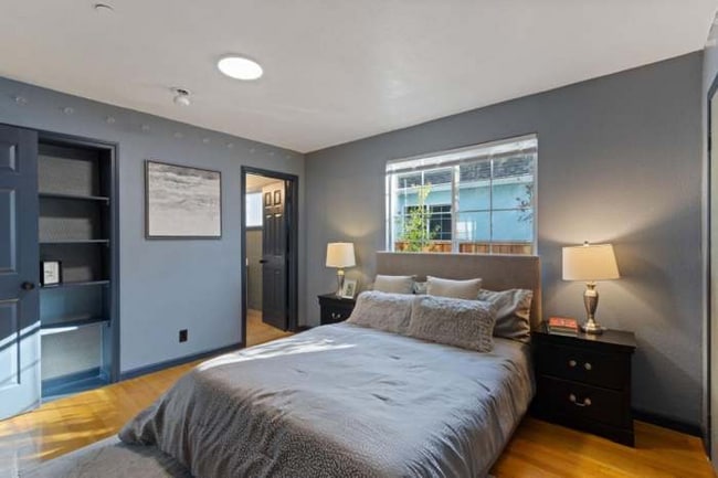 Building Photo - 383 N Sunnyvale Ave