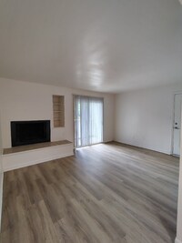 Building Photo - 600 Reusens Rd