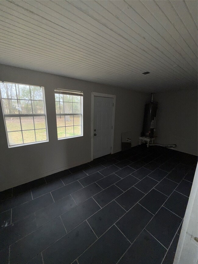 Building Photo - 2227 Westway St