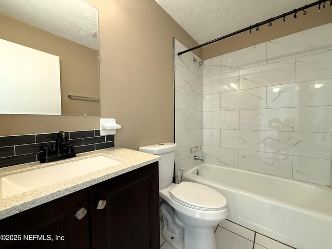 Building Photo - 3661 Boone Park Ave