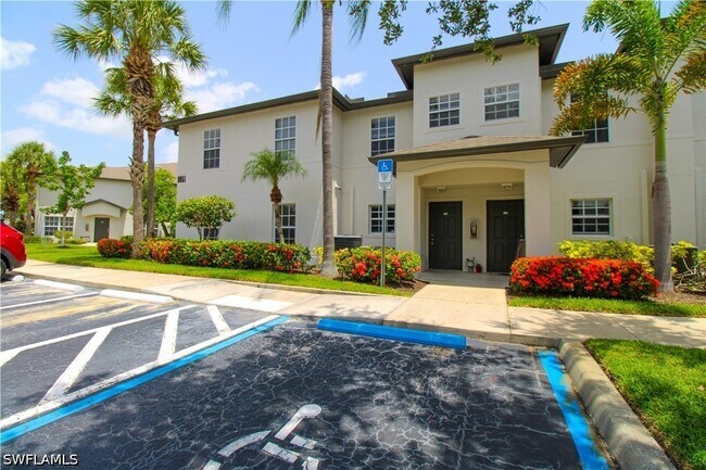 Building Photo - 9051 Gervais Cir