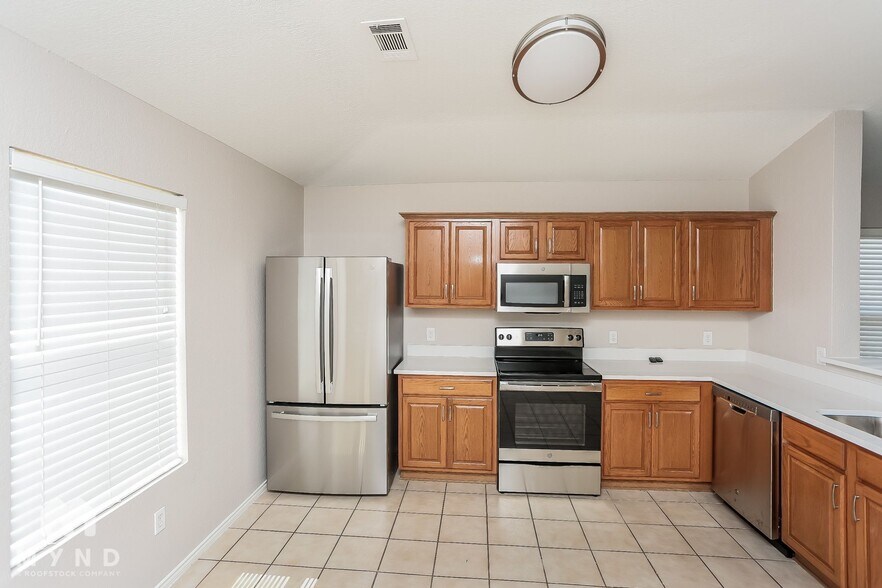 Building Photo - 701 Kentucky Derby Ln