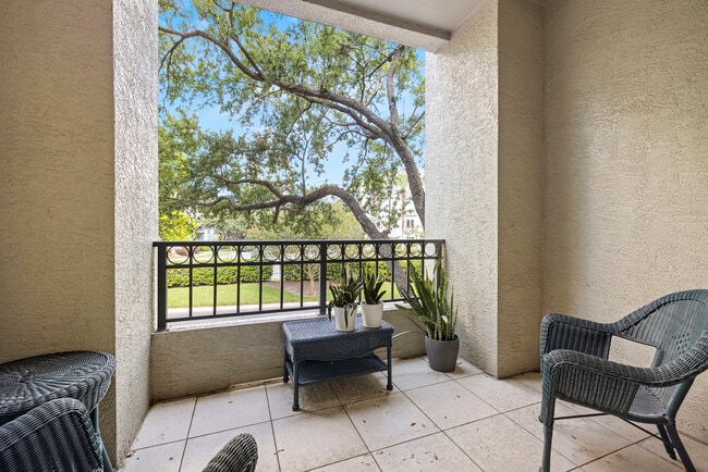 Building Photo - 705 Mainsail Dr