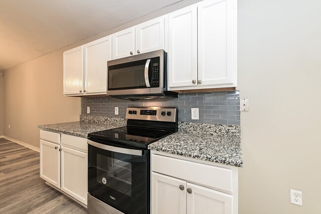 Building Photo - 4139 Woodley Creek Rd