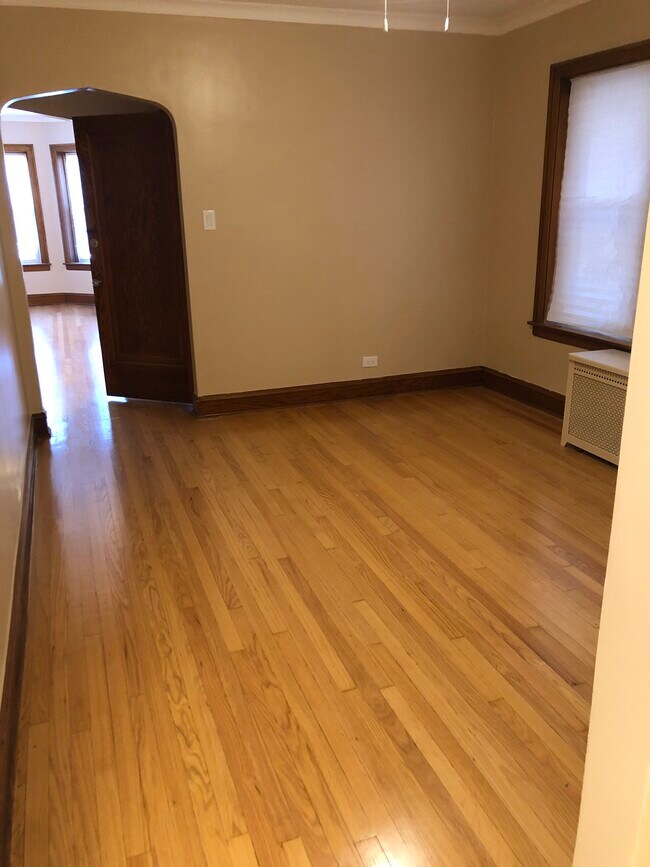 dining room - 1648 N Nagle Ave