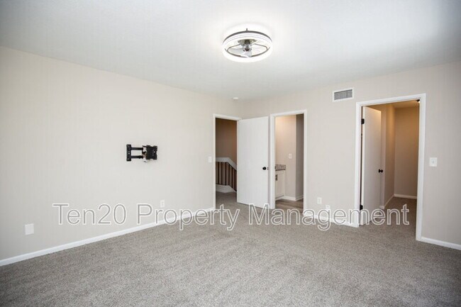 Building Photo - 2525 Norris Rd