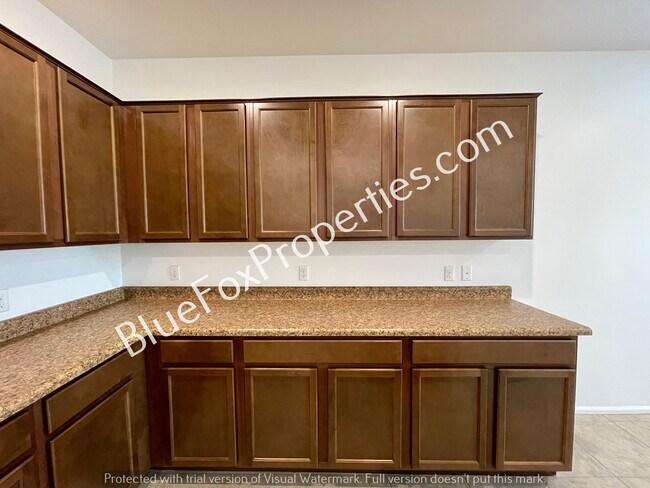 Building Photo - 6305 E Desert Peak Dr
