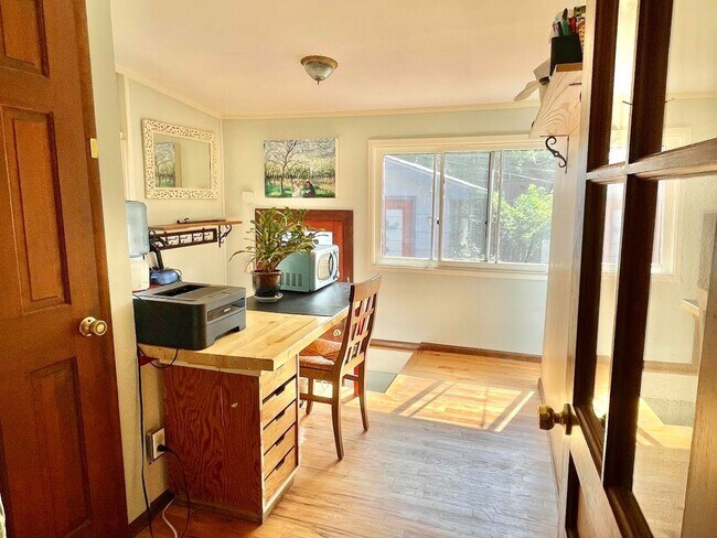 Building Photo - Charming Furnished Home in Downtown Boulder