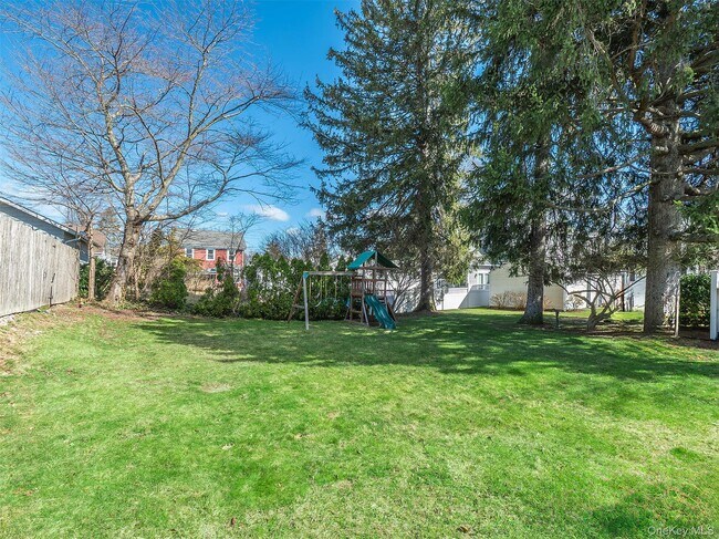 Building Photo - 17 Winans Pl