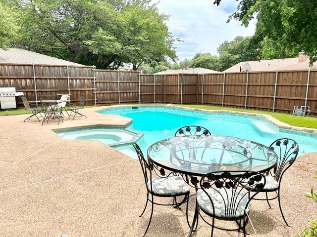 Building Photo - 2716 Glencliff Dr