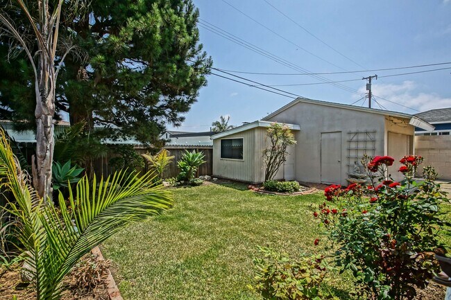 Building Photo - 5512 Wiseburn St