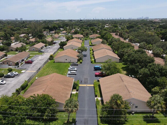 Building Photo - 3788 Harwood St