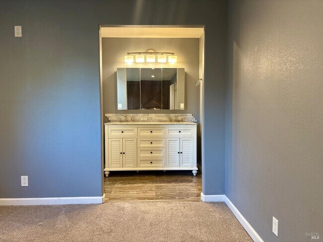 Building Photo - 3474 Quail Ct