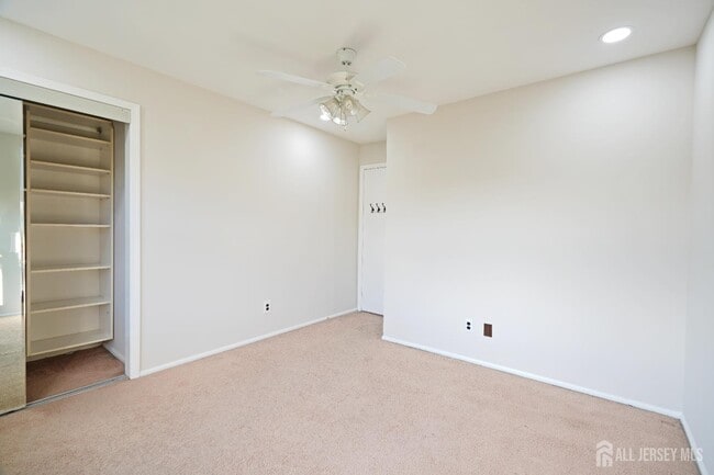 Building Photo - 19 Wetherhill Way
