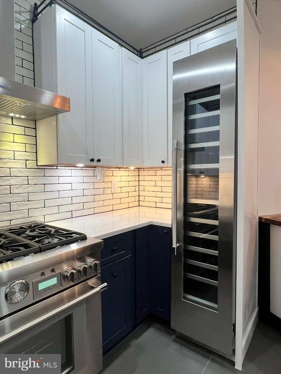 Building Photo - 718 Rhode Island Ave NW